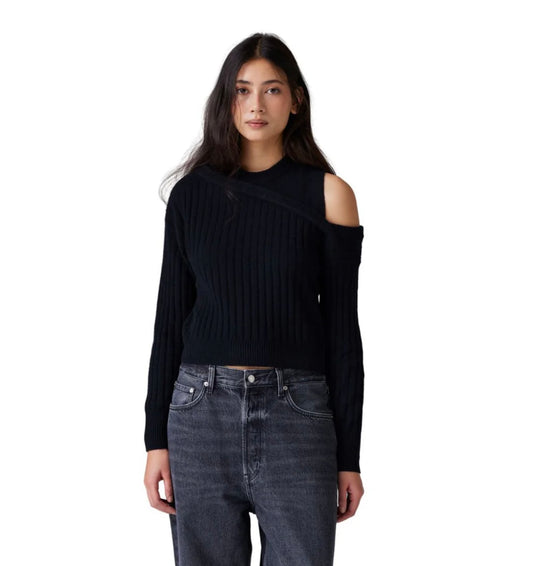 Quinta Layered Top