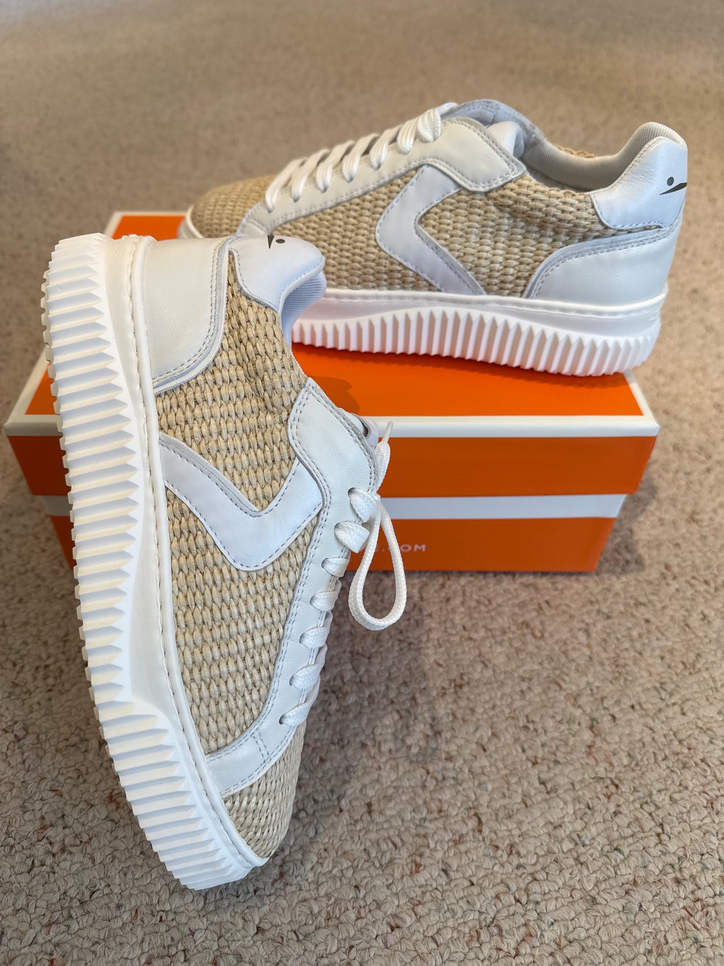 Rafia Sneakers