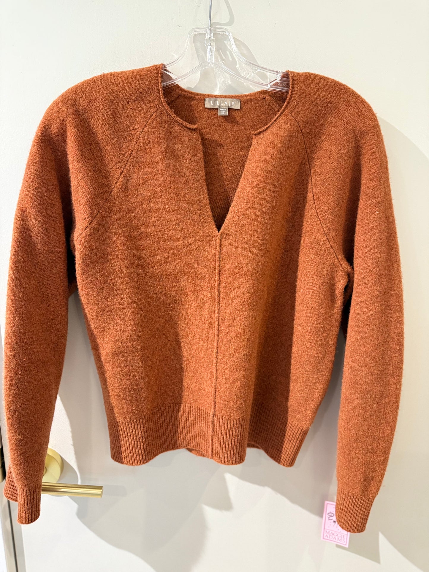 Split Neck Reglan Pullover