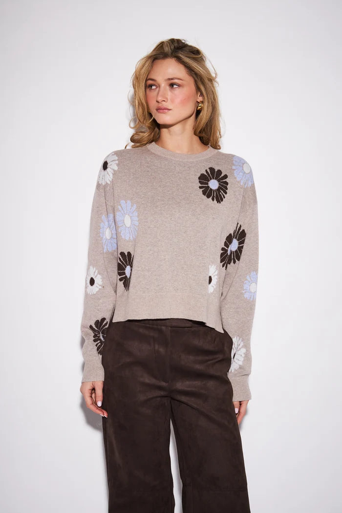 Presley Pullover Bouquet