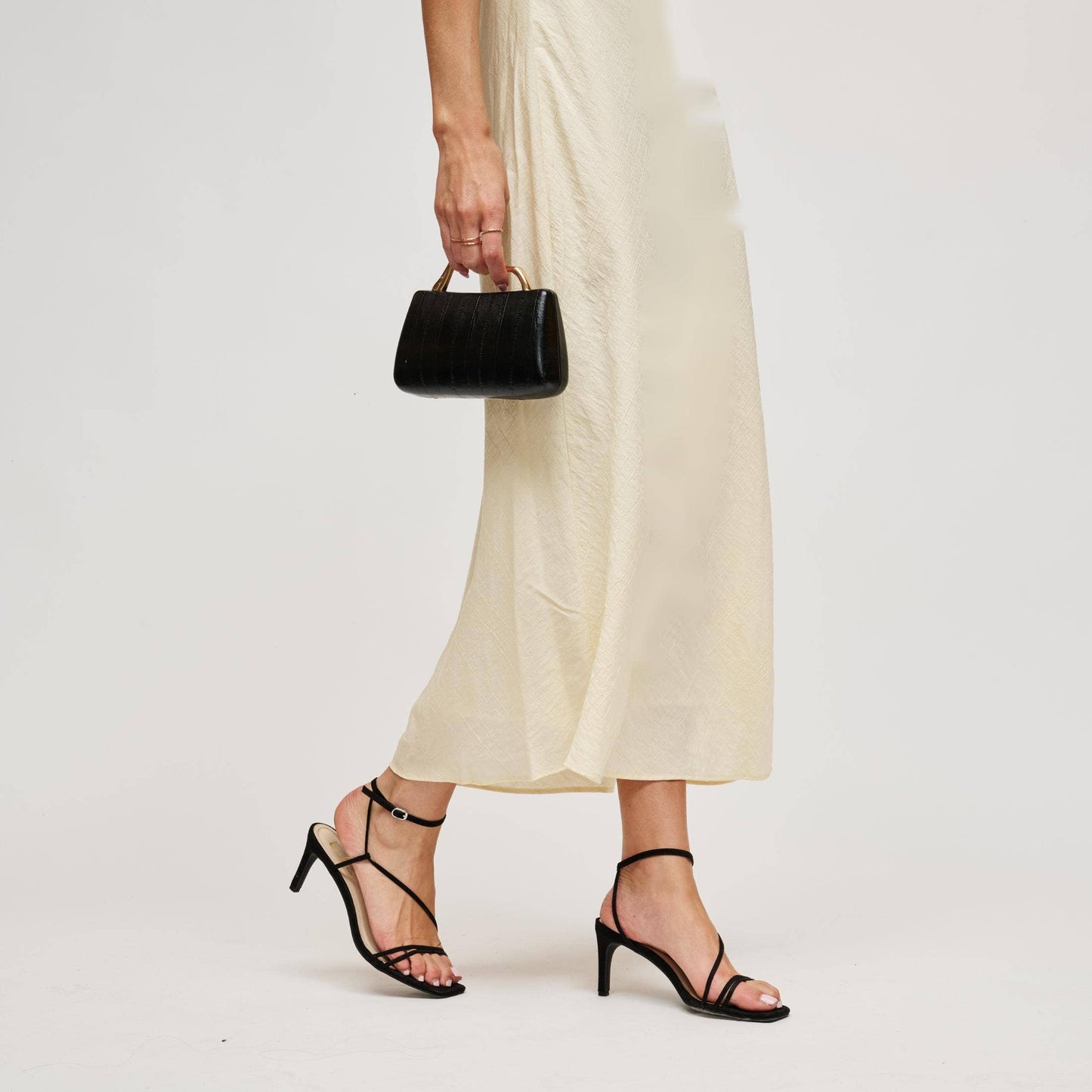 Nichelle Clutch: Black