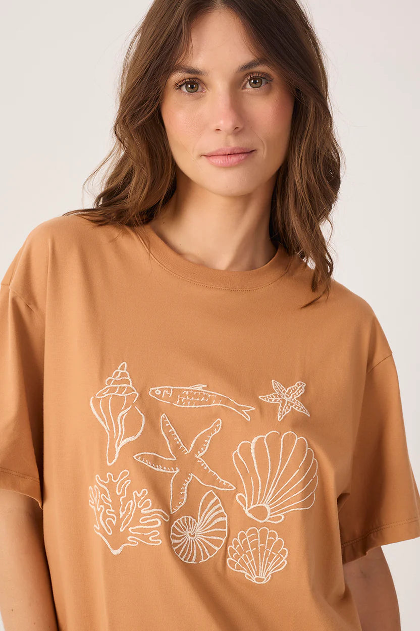 Conchas Embroidered Short Sleeve T-Shirt