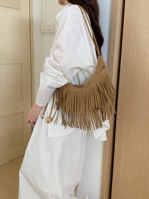 P25080 Suede-Like Microfiber Leather Shoulder Bag w/Tassel: 03 Brown