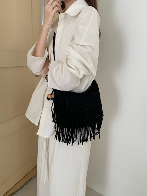 P25080 Suede-Like Microfiber Leather Shoulder Bag w/Tassel: 03 Brown