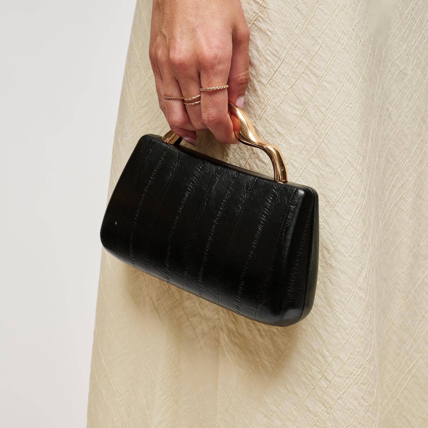 Nichelle Clutch: Black