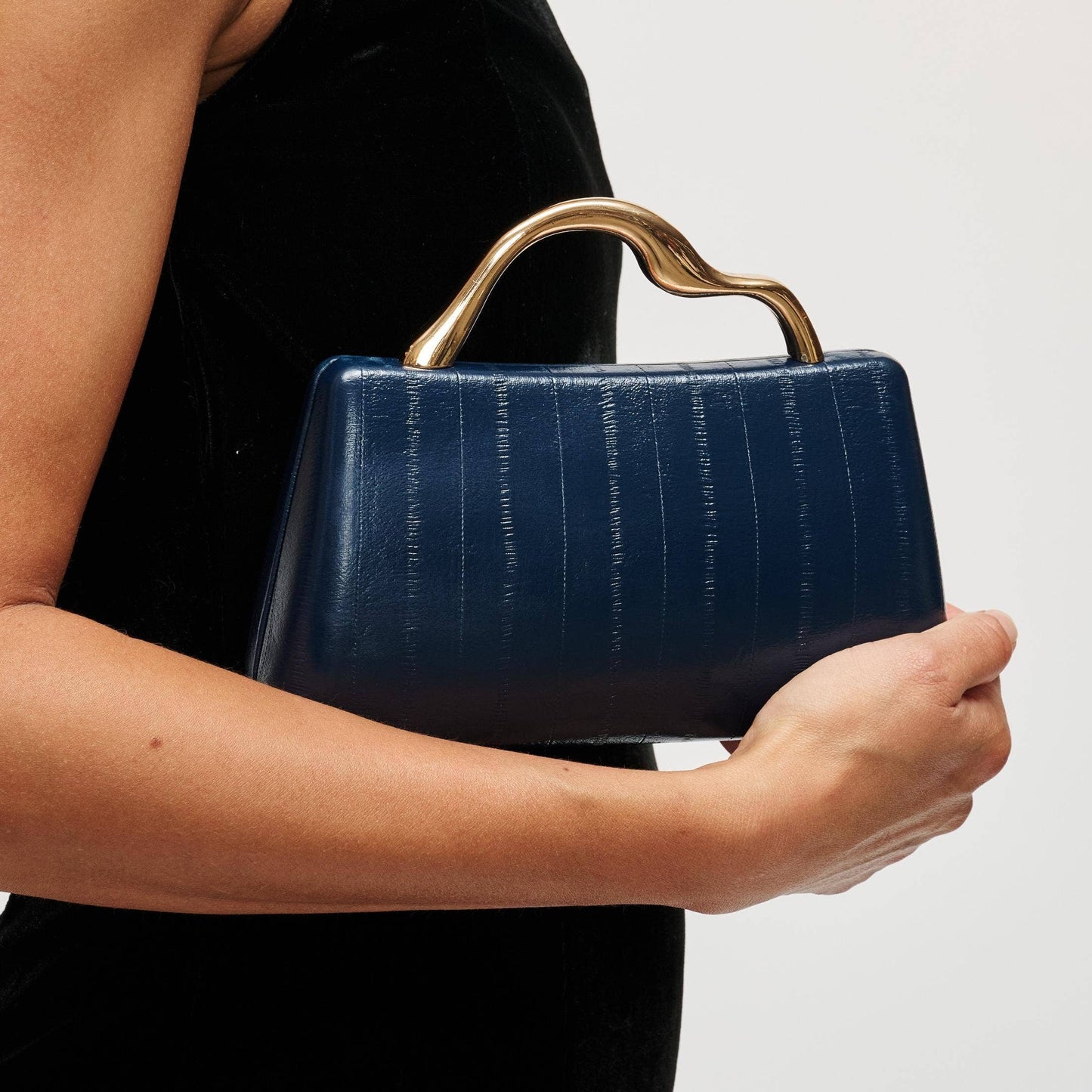 Nichelle Clutch: Black