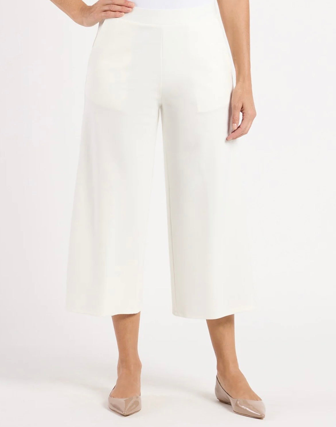 Lolly Ponte White