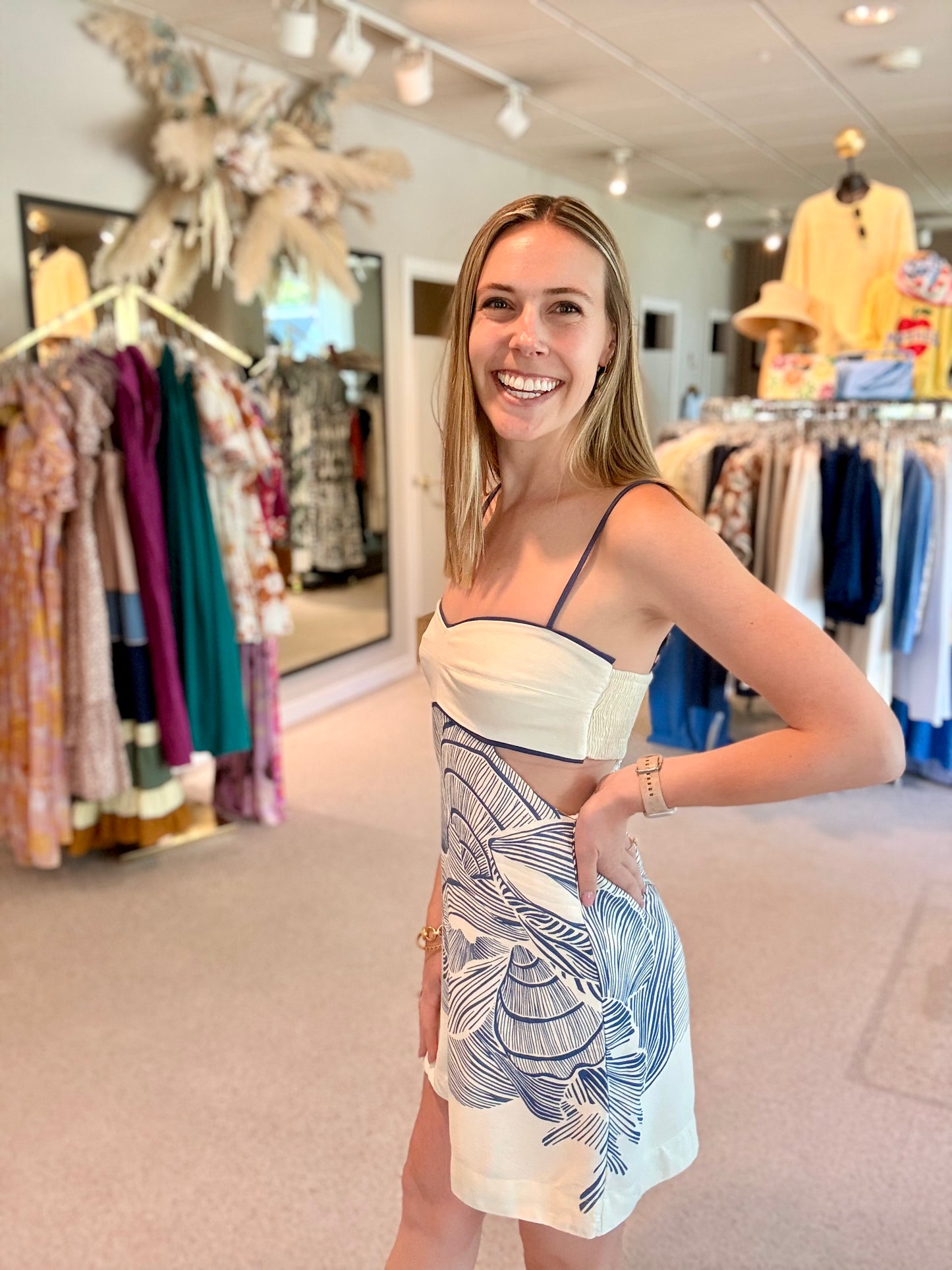 Mergulho Cut-Out Dress