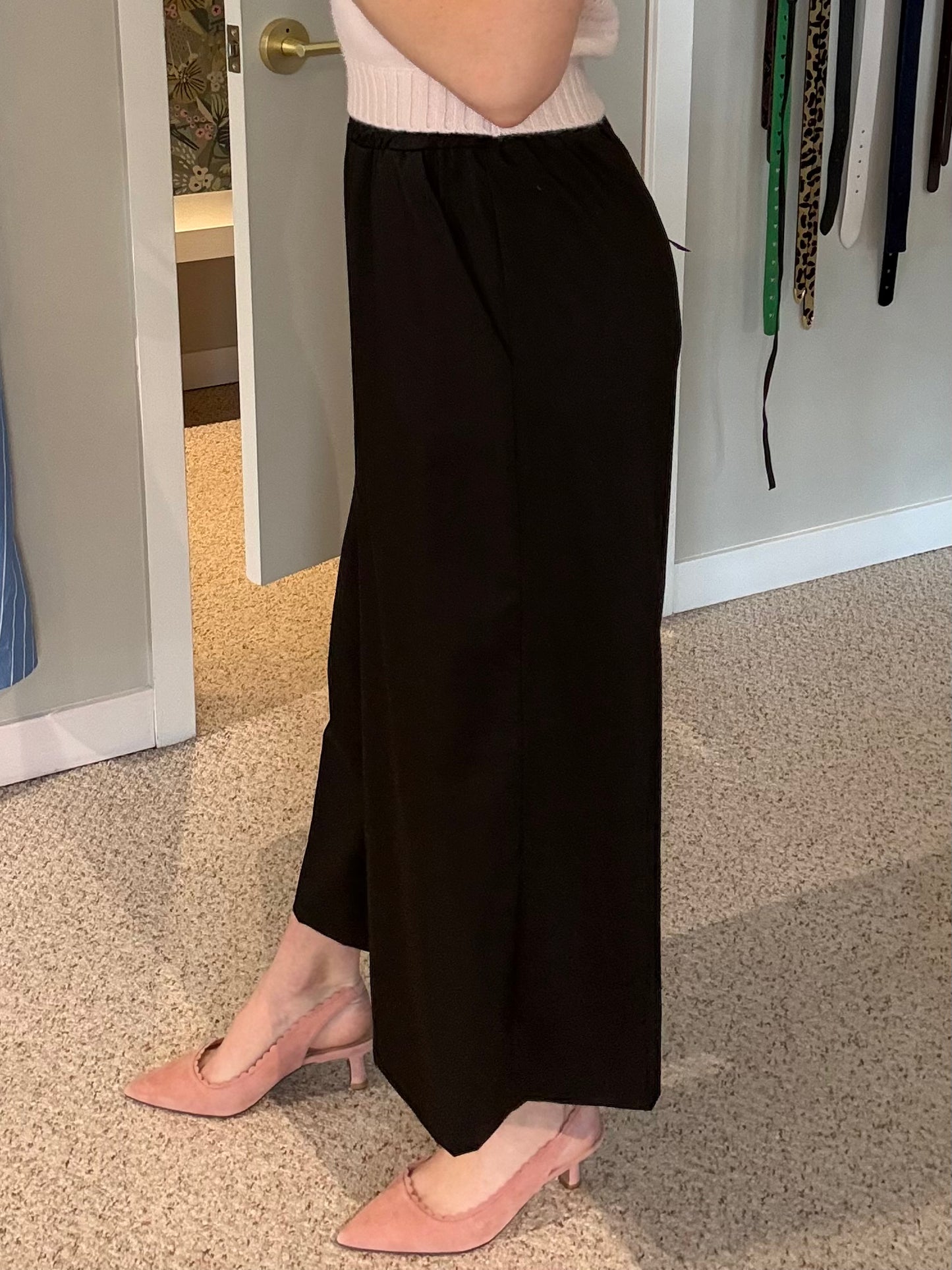 Cropped Black Pant