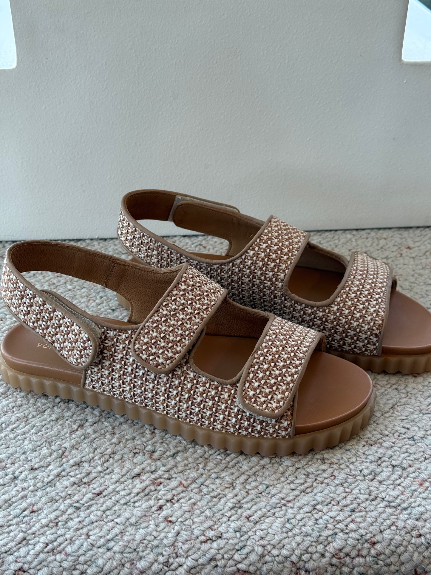Vissia Rafia Sandal