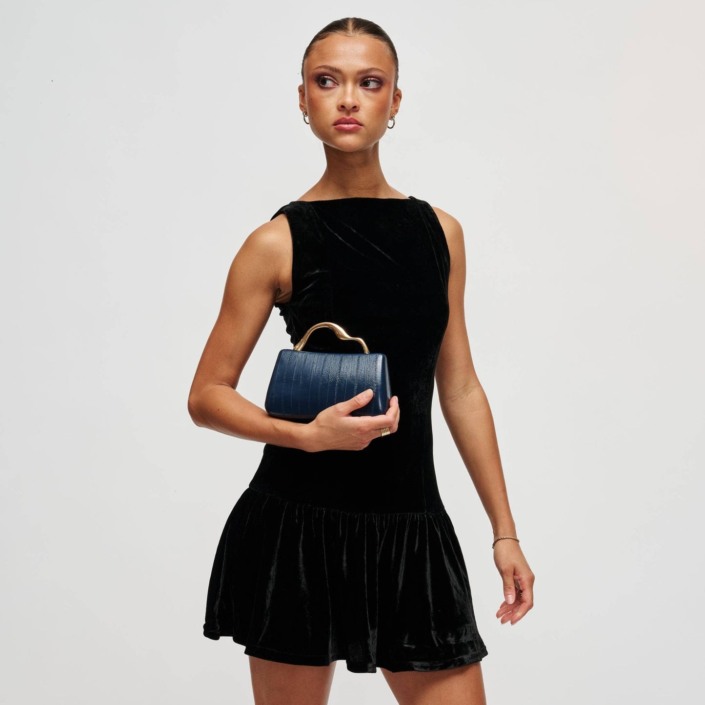 Nichelle Clutch: Black