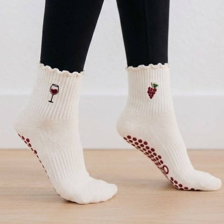 Red Wine & Grape Double Embroidery Pilates Ruffle Grip Socks