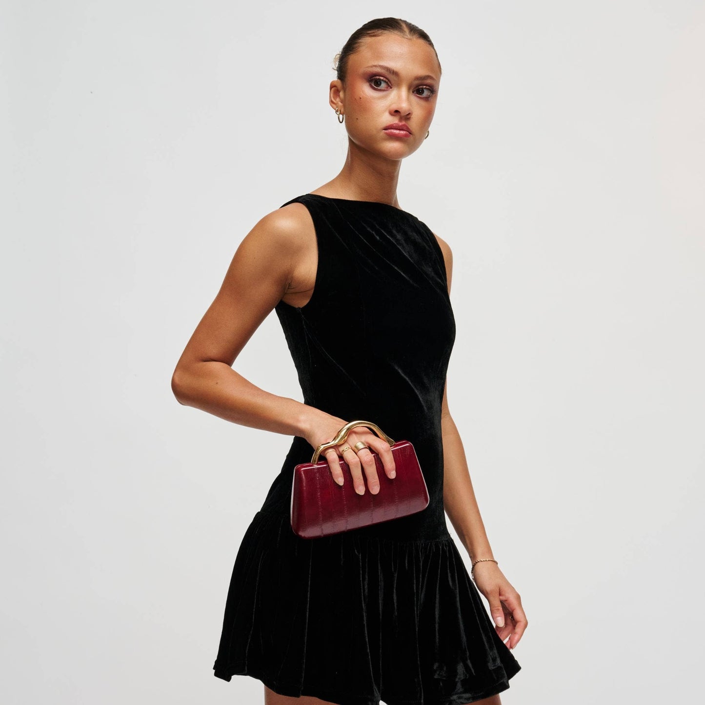 Nichelle Clutch: Black